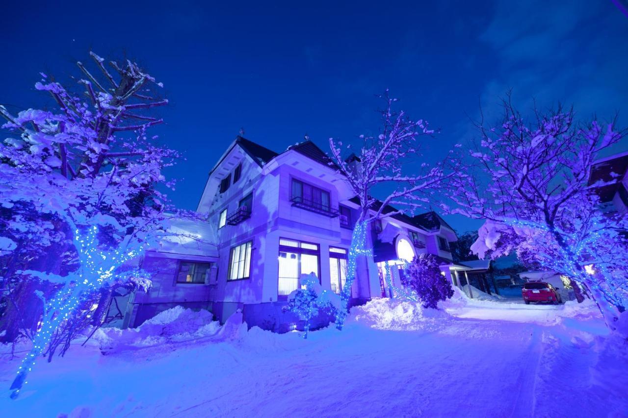 Petit Hotel P-Bow Hakuba Exterior photo